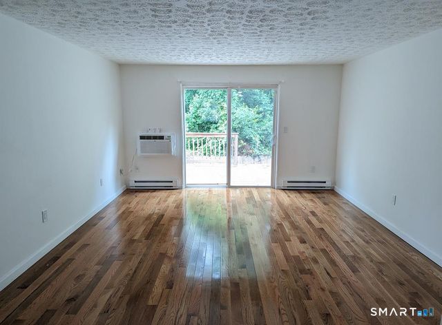 149 Canton Street 30, West Haven, CT 06516