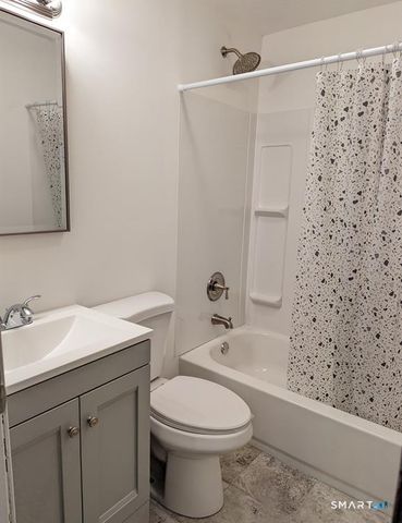 149 Canton Street 30, West Haven, CT 06516