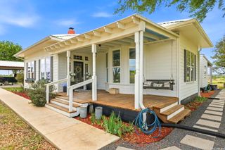 6673 Center Point, San Marcos, TX 78666