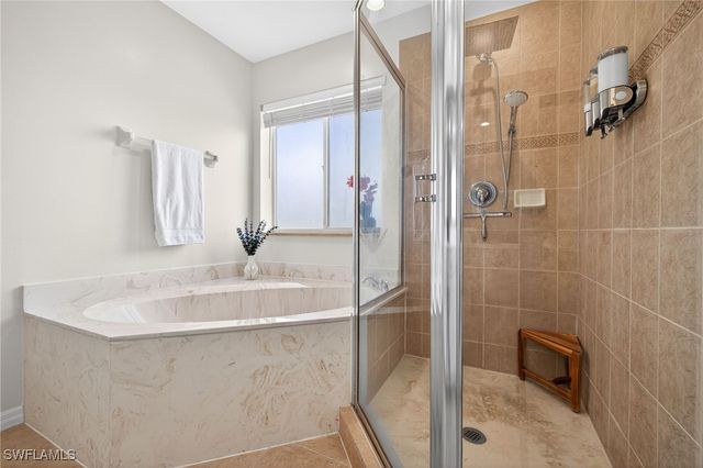 9530 Roundstone CIR, Fort Myers, FL 33967