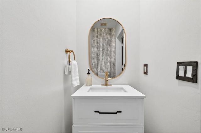 9530 Roundstone CIR, Fort Myers, FL 33967