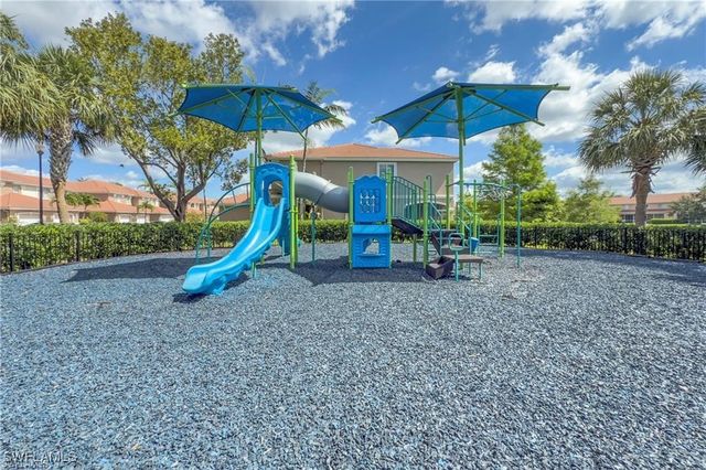 9530 Roundstone CIR, Fort Myers, FL 33967