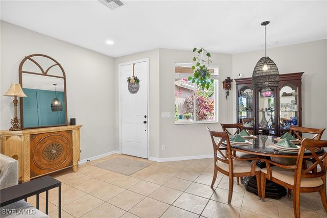 9530 Roundstone CIR, Fort Myers, FL 33967