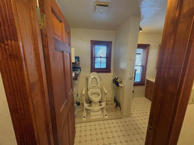 415 WILSON AVENUE, Green Bay, WI 54303