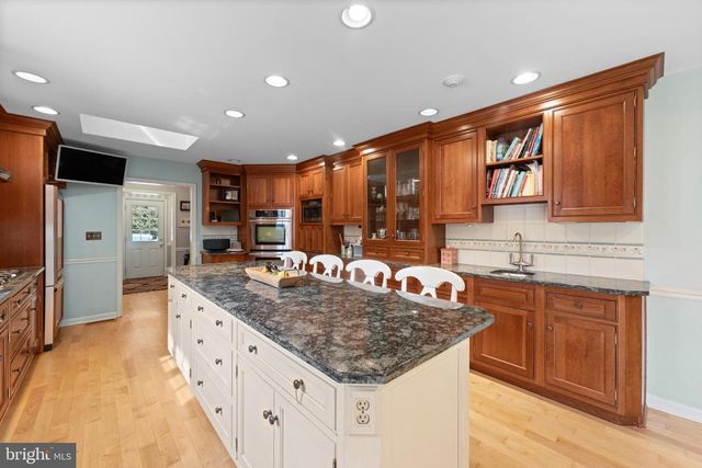 714 GULPH, Wayne, PA 19087