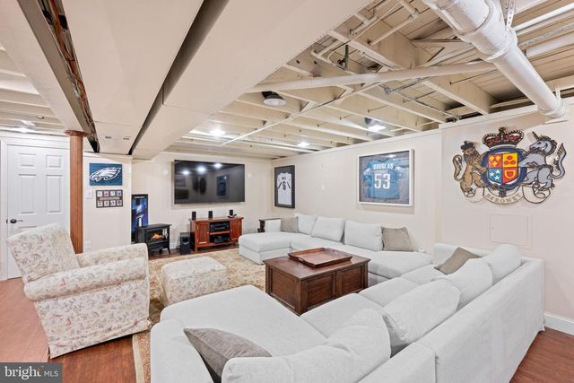 714 GULPH, Wayne, PA 19087