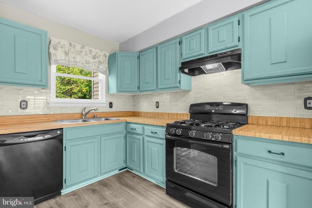 14290 PRINCEDALE DR, Woodbridge, VA 22193