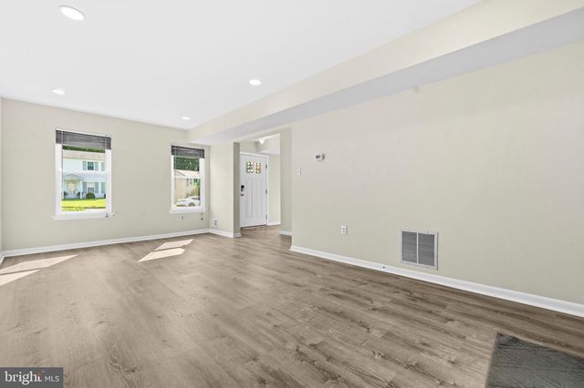 14290 PRINCEDALE DR, Woodbridge, VA 22193