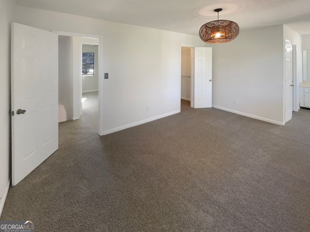 5037 Bell Drive SE, Smyrna, GA 30080