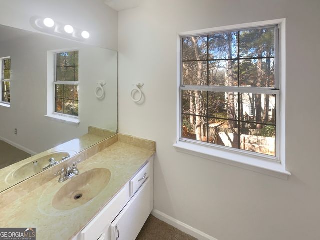 5037 Bell Drive SE, Smyrna, GA 30080