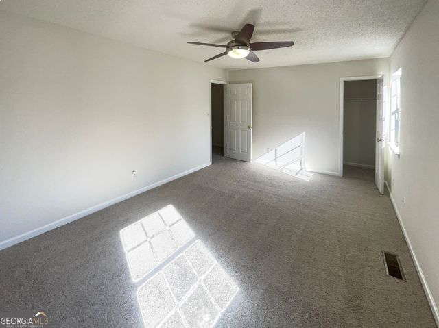 5037 Bell Drive SE, Smyrna, GA 30080