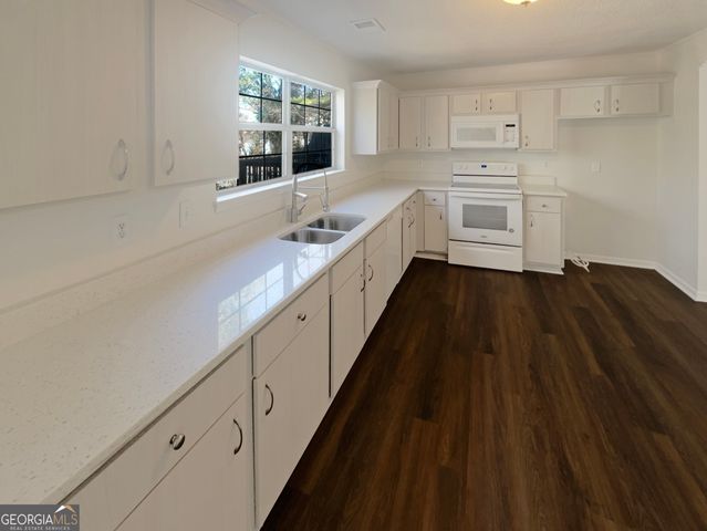 5037 Bell Drive SE, Smyrna, GA 30080