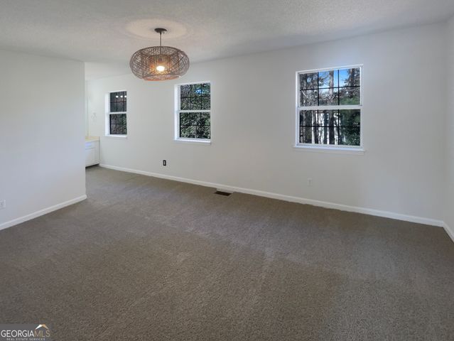 5037 Bell Drive SE, Smyrna, GA 30080