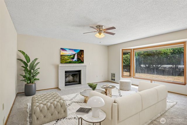 9003 159th Street E, Puyallup, WA 98375