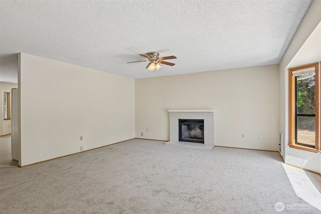 9003 159th Street E, Puyallup, WA 98375