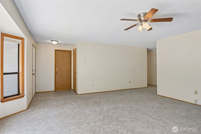 9003 159th Street E, Puyallup, WA 98375