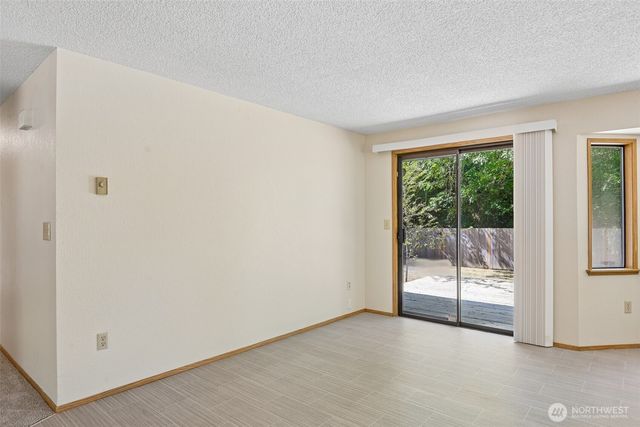 9003 159th Street E, Puyallup, WA 98375