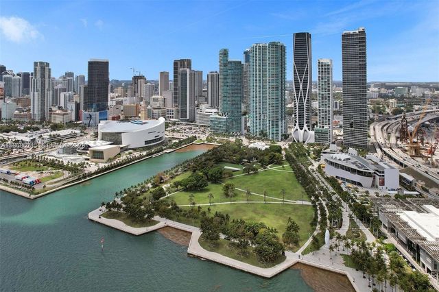 888 Biscayne Blvd 1512, Miami, FL 33132