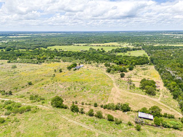 6222 SW County Rd 0050, Corsicana, TX 75110