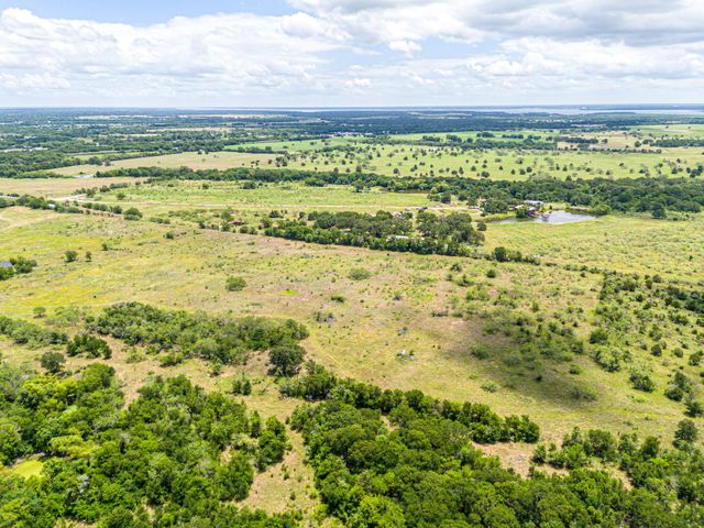 6222 SW County Rd 0050, Corsicana, TX 75110