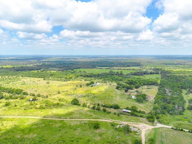 6222 SW County Rd 0050, Corsicana, TX 75110