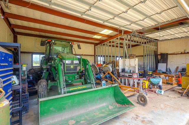 6222 SW County Rd 0050, Corsicana, TX 75110