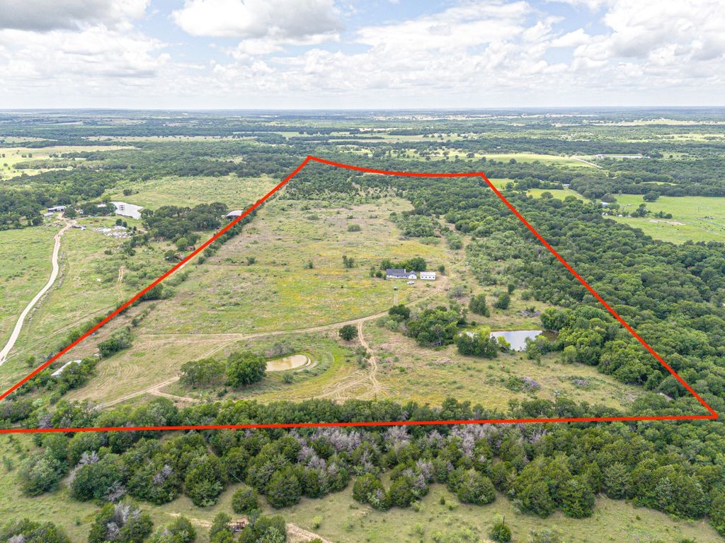 6222 SW County Rd 0050, Corsicana, TX 75110