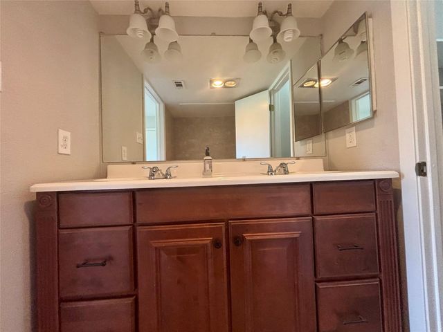 2018 W Rundberg LN 12B, Austin, TX 78758