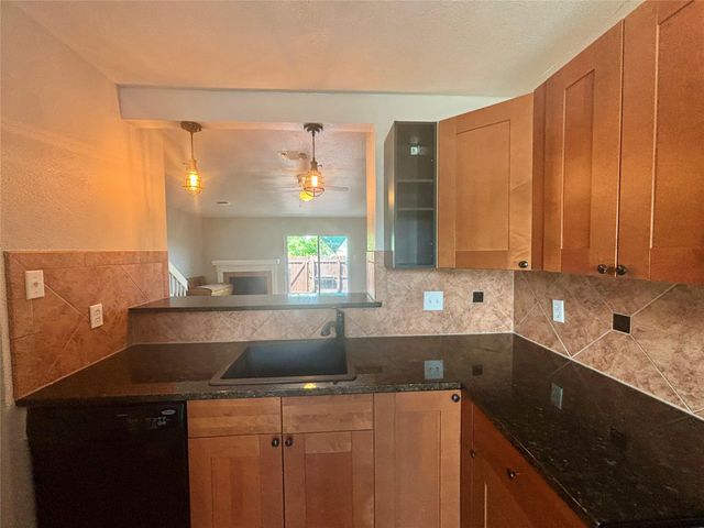 2018 W Rundberg LN 12B, Austin, TX 78758