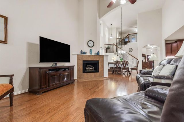 114 Hazy Sunshine WAY, Buda, TX 78610