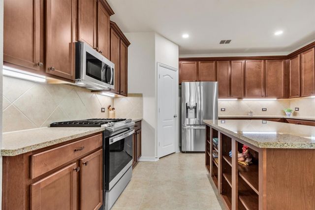 114 Hazy Sunshine WAY, Buda, TX 78610