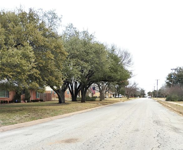 7116 Dover Lane, Richland Hills, TX 76118