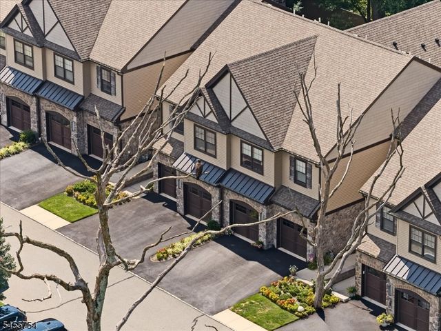 103 Mariners Pointe, Hopatcong Boro, NJ 07843