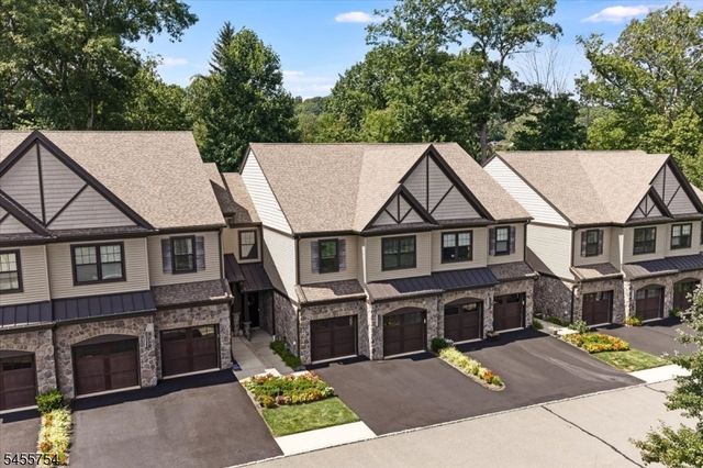 103 Mariners Pointe, Hopatcong Boro, NJ 07843