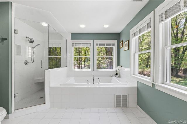 44 Scofield Road, Pound Ridge, NY 10576