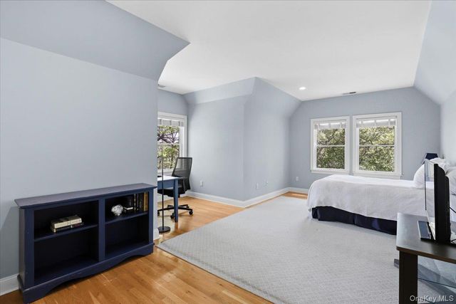 44 Scofield Road, Pound Ridge, NY 10576