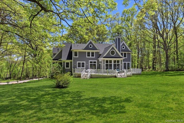44 Scofield Road, Pound Ridge, NY 10576