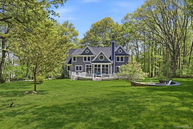 44 Scofield Road, Pound Ridge, NY 10576