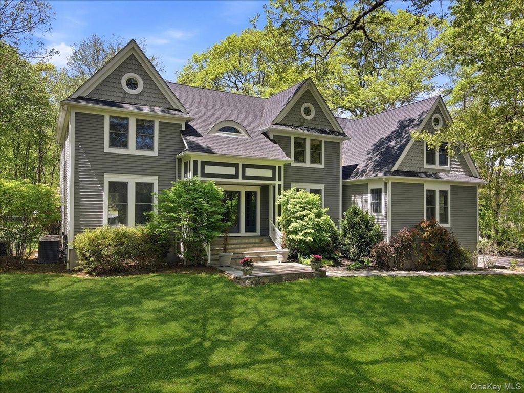 44 Scofield Road, Pound Ridge, NY 10576