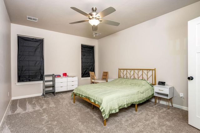4604 Bermuda Drive, Mustang, OK 73064