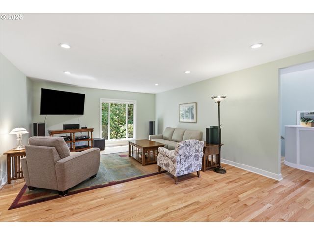 13903 REDLAND Rd, Oregon City, OR 97045