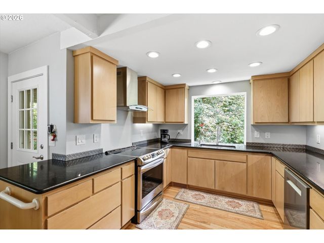 13903 REDLAND Rd, Oregon City, OR 97045