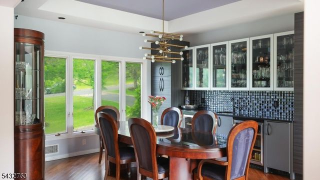 17 Nottingham Way, Warren Twp., NJ 07059