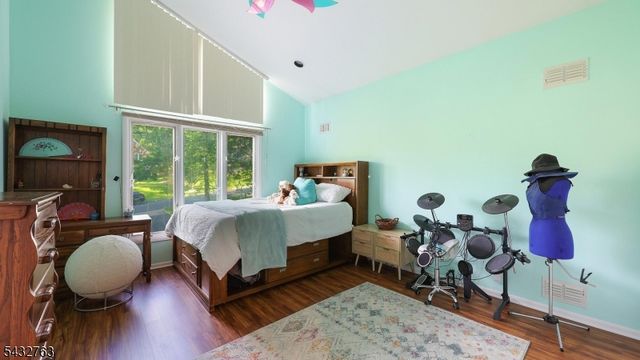 17 Nottingham Way, Warren Twp., NJ 07059