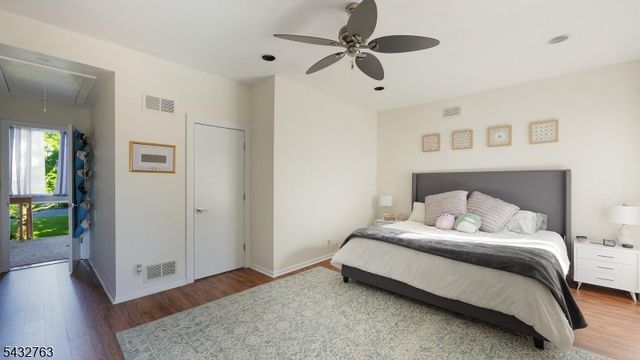 17 Nottingham Way, Warren Twp., NJ 07059