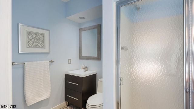 17 Nottingham Way, Warren Twp., NJ 07059