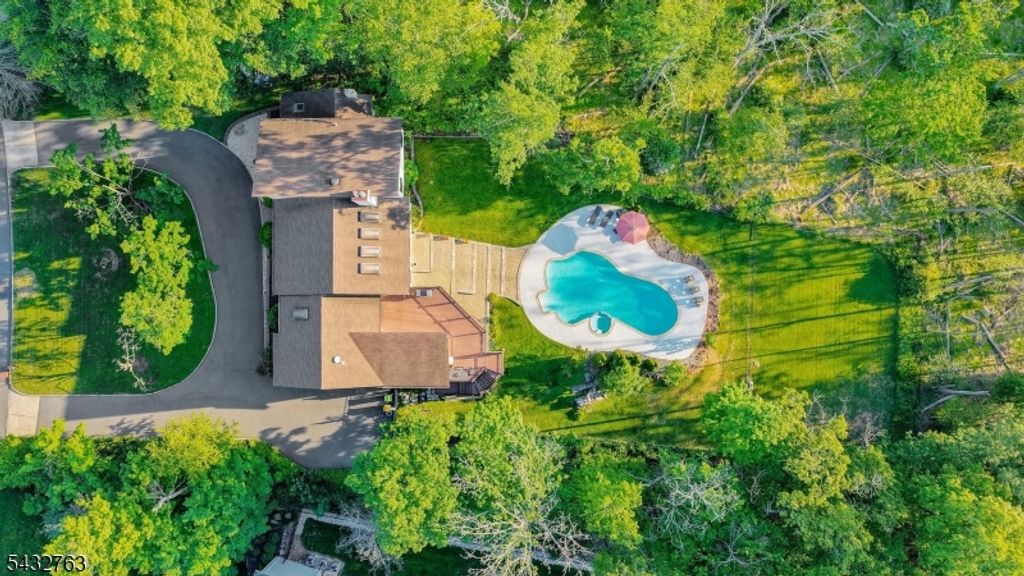 17 Nottingham Way, Warren Twp., NJ 07059 — photo 2