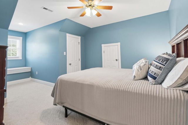 207 Woodline Drive, Somerset, KY 42503