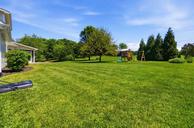 207 Woodline Drive, Somerset, KY 42503