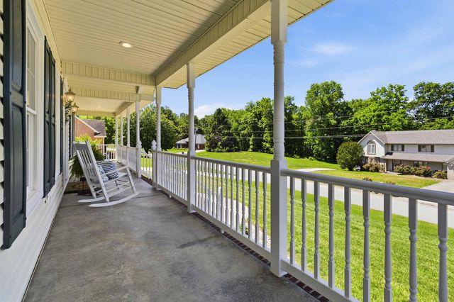 207 Woodline Drive, Somerset, KY 42503